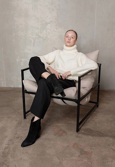 High-collar sweater in milky color 254-22-201, фото 2 