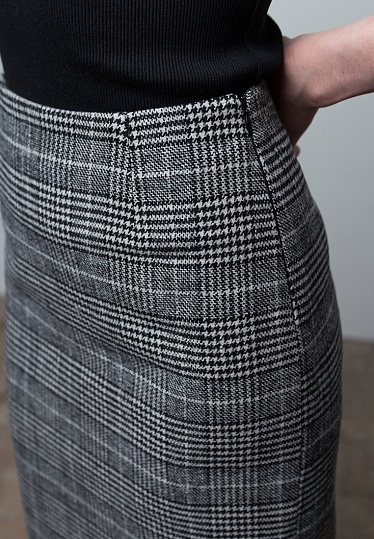 Week women's grey-black wool midi skirt in print 233-04-014, фото 2 