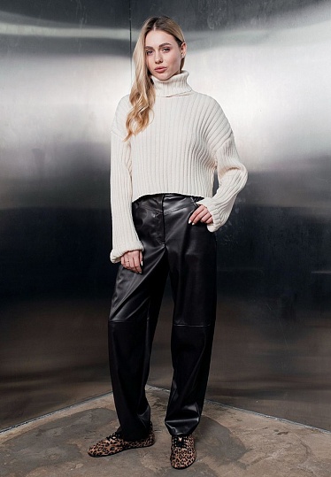 Eco leather banana-pants in chocolate color 251-05-006-1, фото 2 